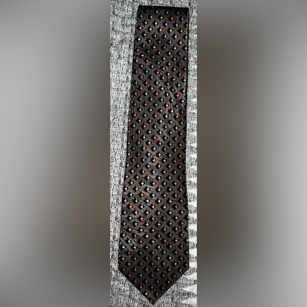 Vintage Structure Black Patterned Silk Tie